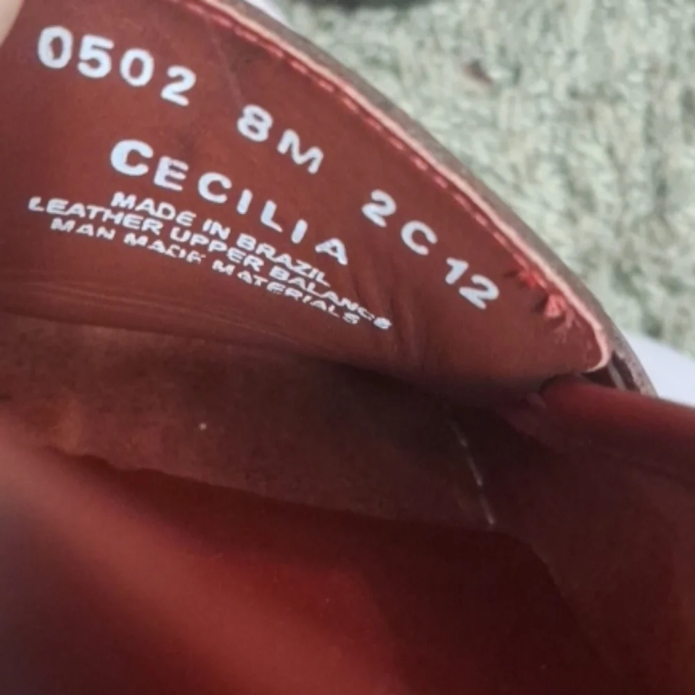 G.H. Bass & Co. "Cecilia" Red Leather Loafers - 8 - Picture 10 of 10